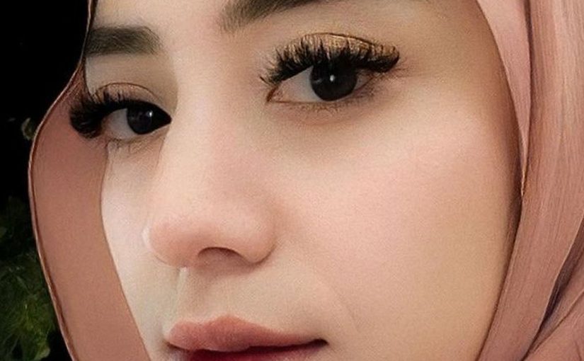 Viral! Guru Cantik Ini Ngajar Pakai AI Avatar, Siswa Lebih Fokus daripada Dengar Ceramah Langsung